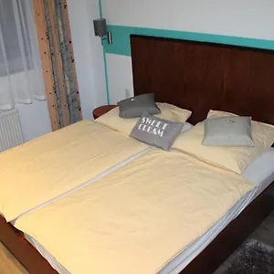 I.m.apartments 42 M² Für 2 Personen Düsseldorf